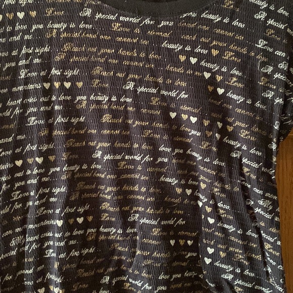 Such a cute Daytrip top! - Picture 2 of 5